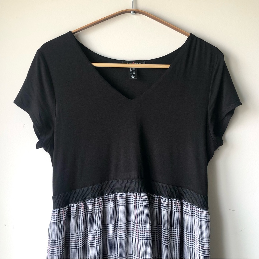 Stork & Babe short sleeve maternity dress